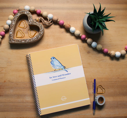 UNDATED In Awe and Wonder Weekly Planner (Bird)