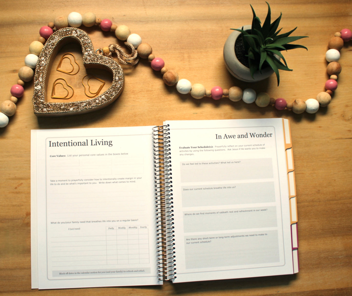 UNDATED In Awe and Wonder Weekly Planner (Bird)